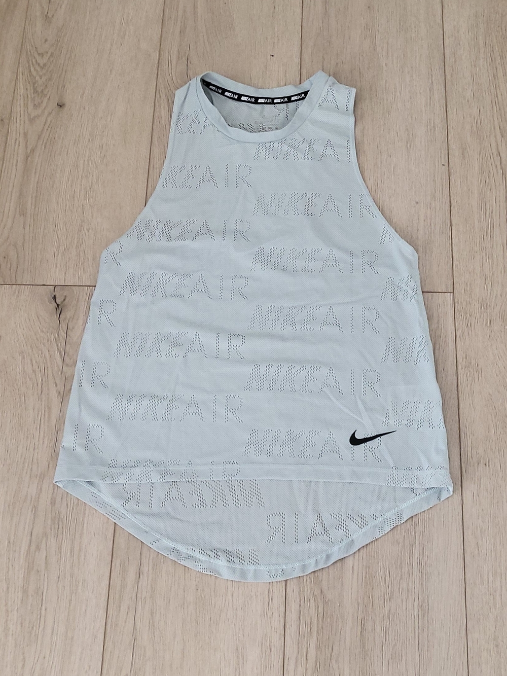 Gray Women's Sleeveless Performance Tank